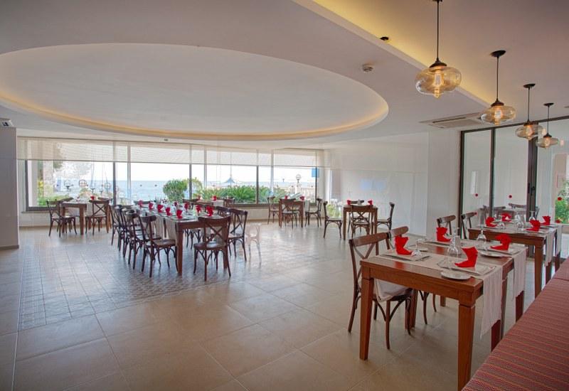 Adin Beach Hotel Kapalı Restaurant