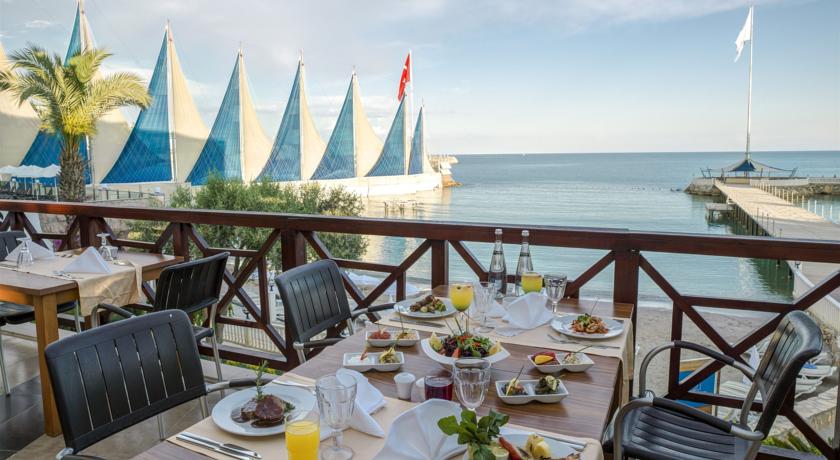 Alaiye Adin Beach Hotel Açık Restaurant