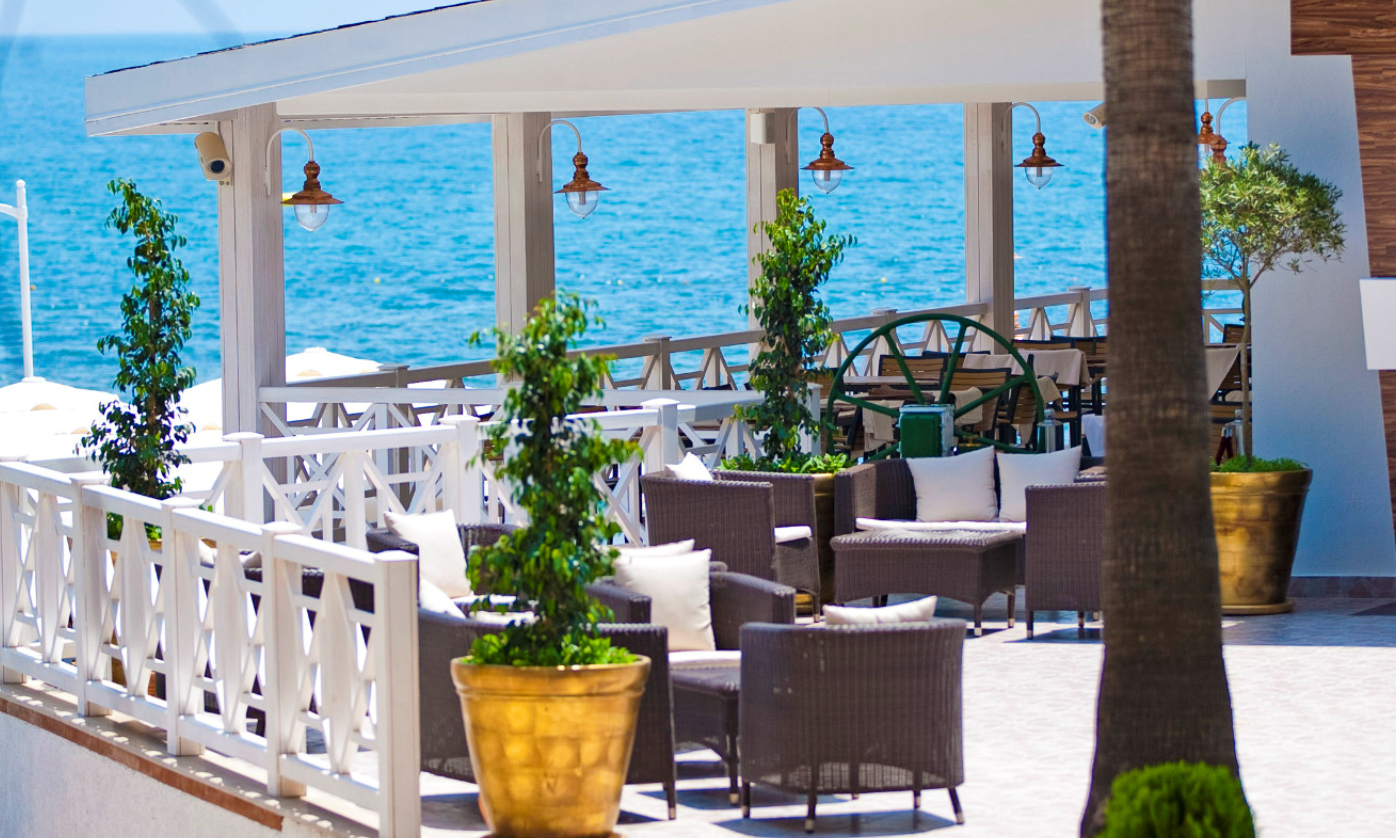 Alaiye Adin Beach Hotel Sahil Restaurant