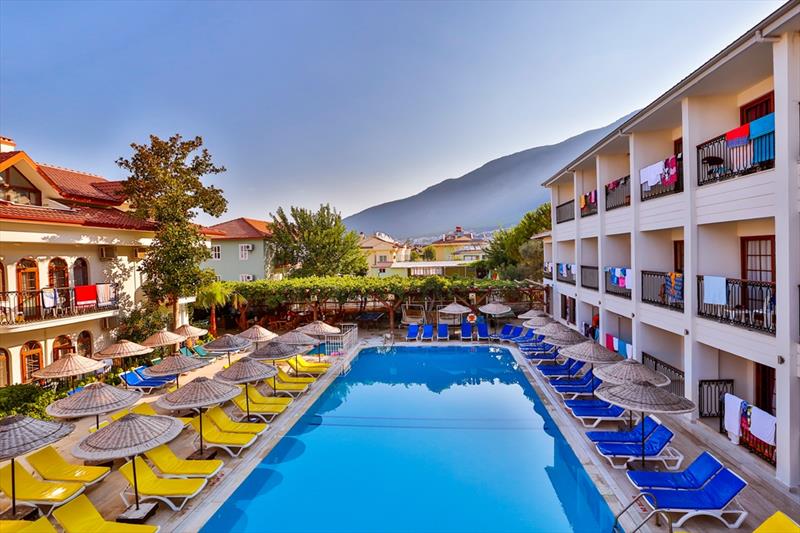 Golden Life Resort Hotel Havuzu