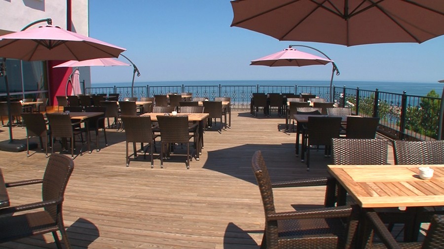 Sky Tower Hotel Açık Cafe