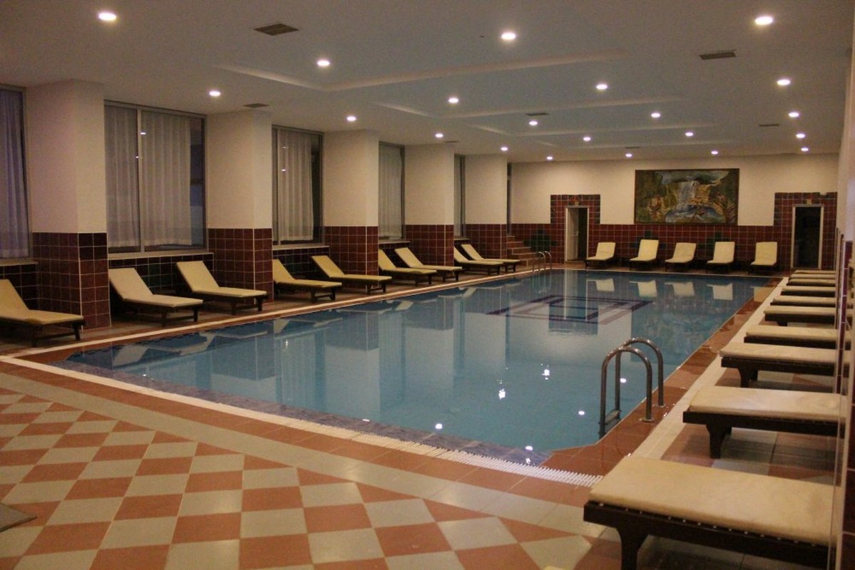 Club Hotel Karaburun Kapalı Havuz